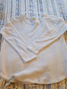 Women’s Cream Waffle Knit Long Sleeve Top with Lace Trim